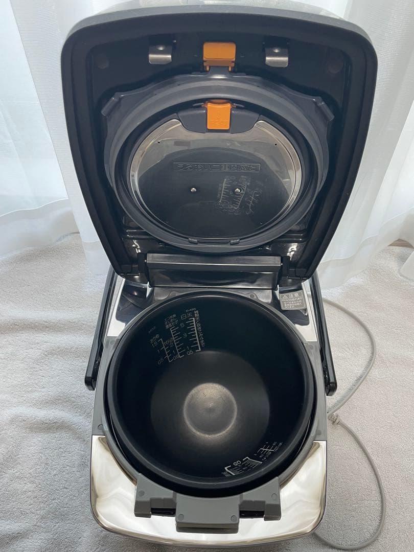 象印 炊飯器 極め羽釜 南部鉄器 5.5合炊き NW-AS10