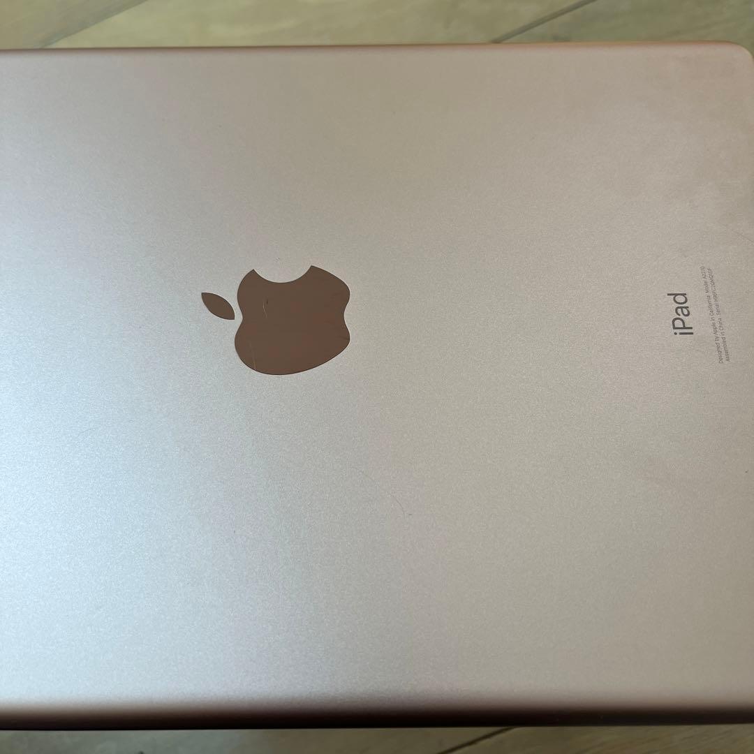 iPad8世代Wi-Fi モデル 32G ゴールド