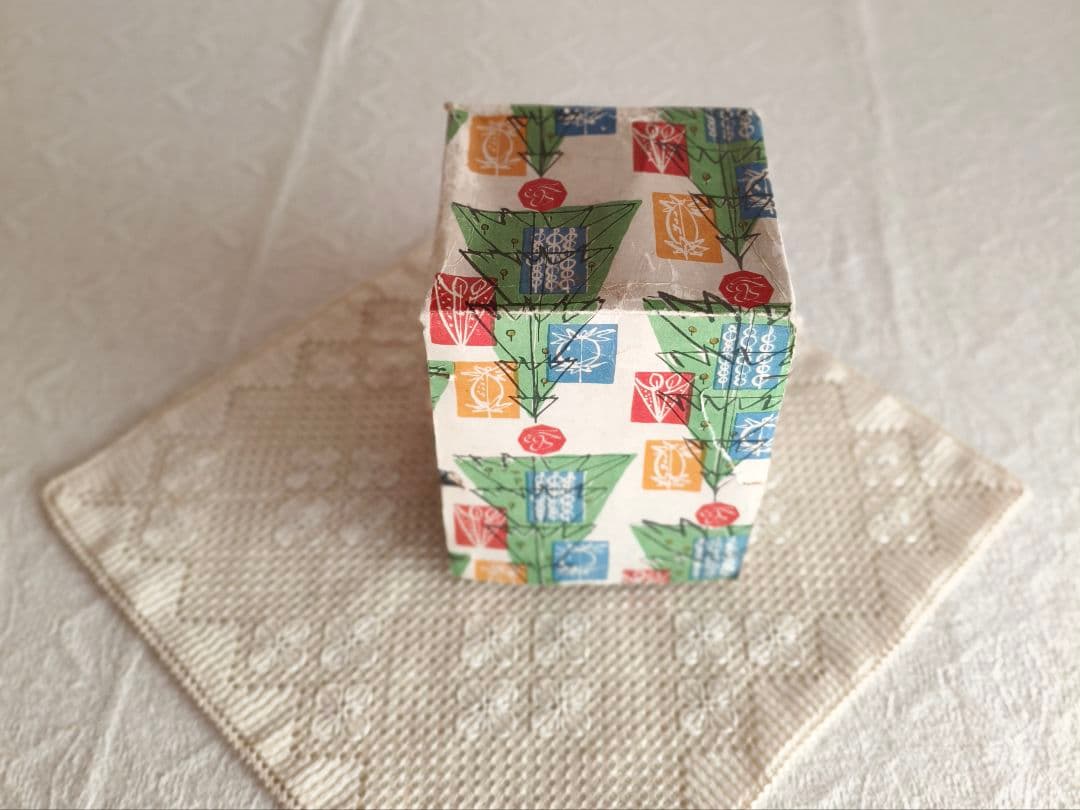 【Jack Louさま】tree ✵ アンティークガラスビーズの ホワイトツリー