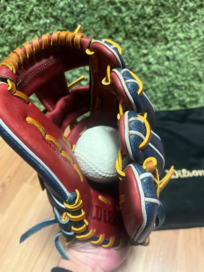 ウィルソン ワナビーヒーローデュアル 軟式内野手用87型 ネイビーSS×レッド