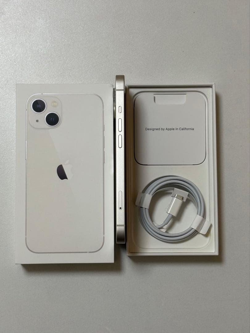 iPhone 13 スターライト 256GB SIMフリー