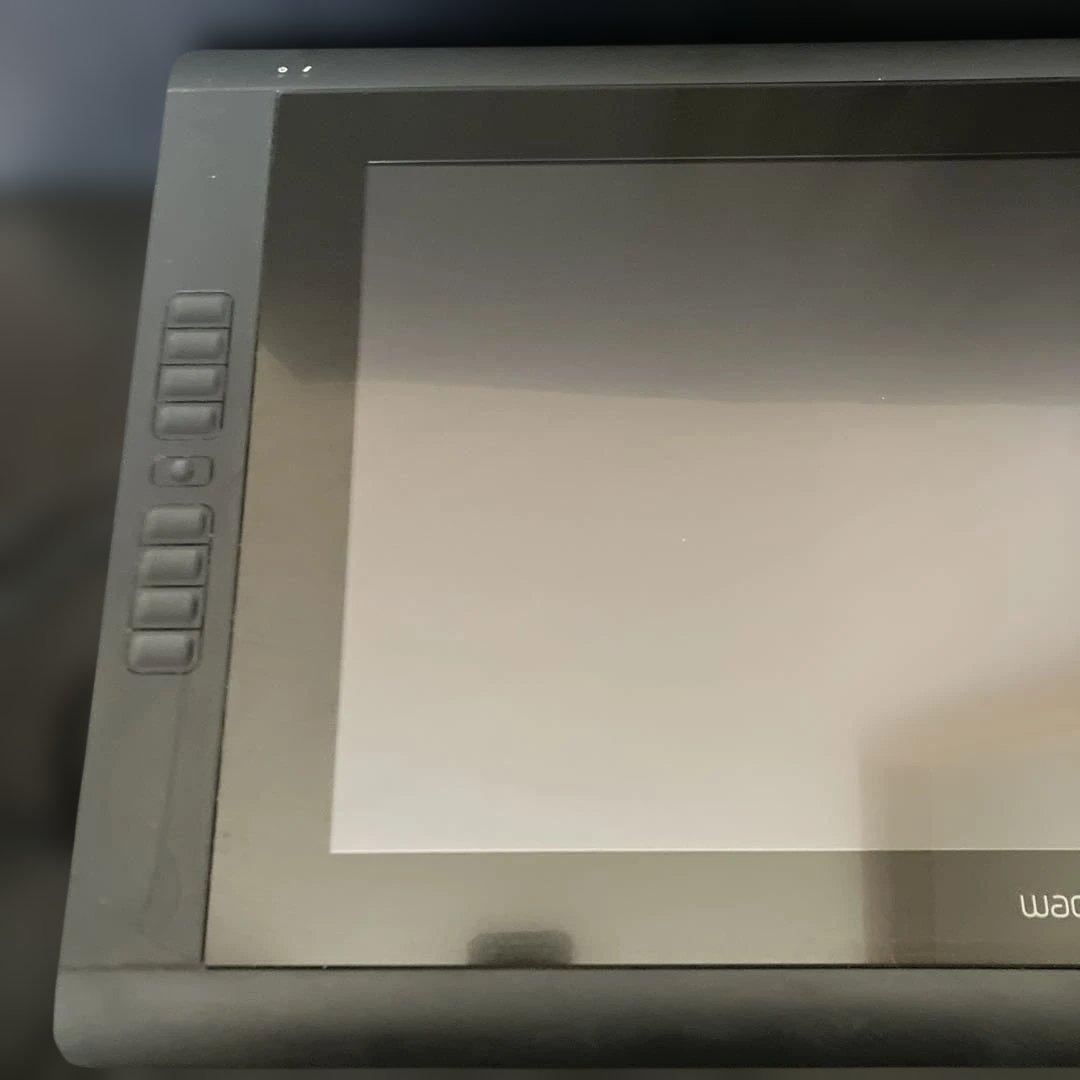 液タブ・ペンタブ WACOM cintiq DTK-2200/K