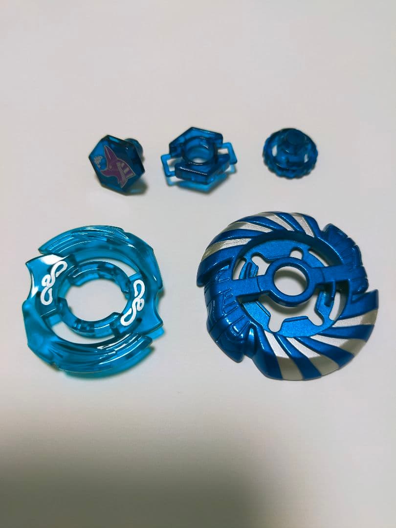 メタルファイトベイブレード　青いマーキュリーアヌビウス