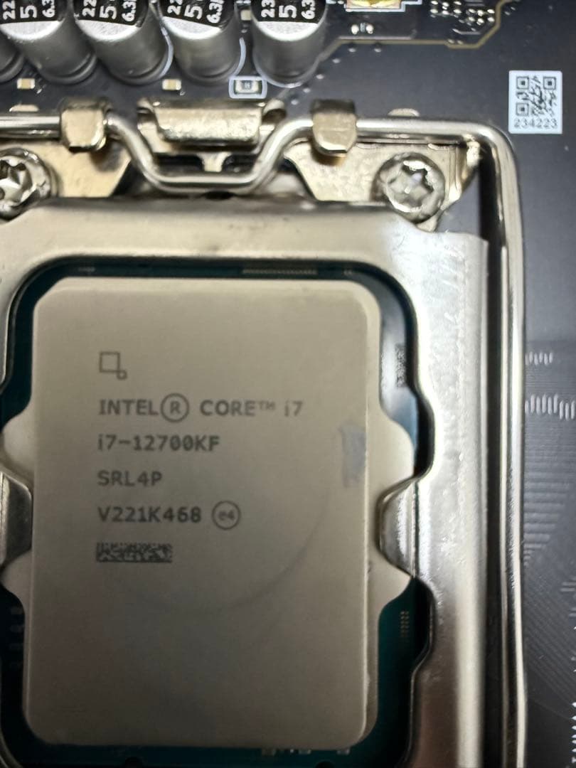 Intel Corei7-12700KF【マザボ、CPUセット】