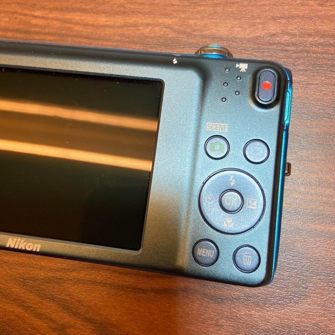 Nikon coolpix S3500 デジカメ ほぼ新品 3427