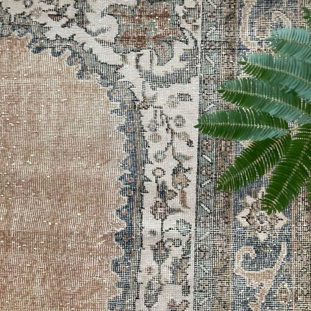 額縁メダリオン✳︎130×215コーラルピンク　ブルー　トルコヴィンテージラグ