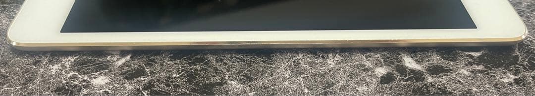 iPad mini4 16GB ゴールド　バッテリー良好