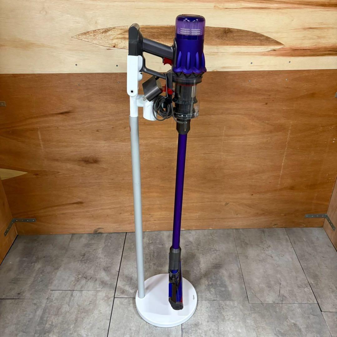 一都三県限定　配送無料　掃除機　Dyson ダイソン　SV18 FF ENT