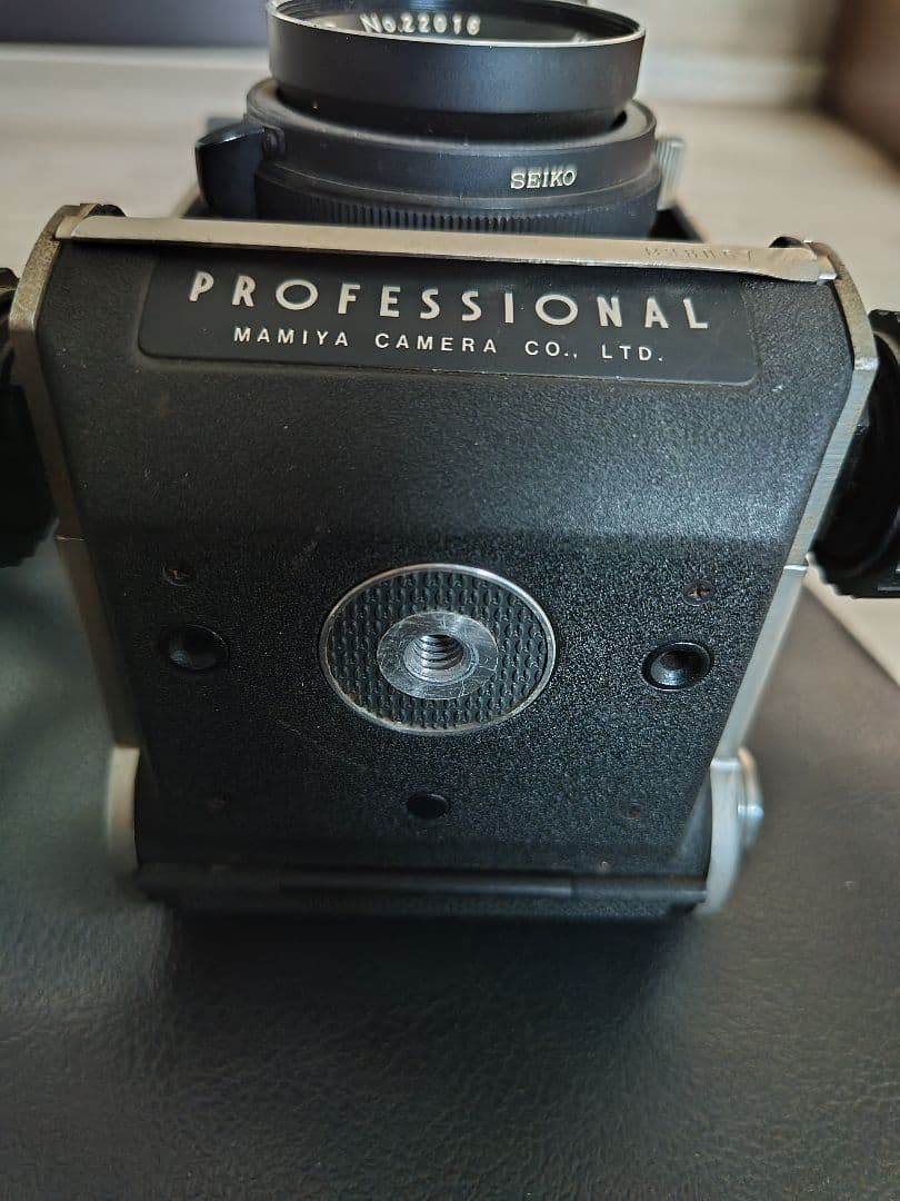 MAMIYA C220 PROFESSIONAL 二眼レフ