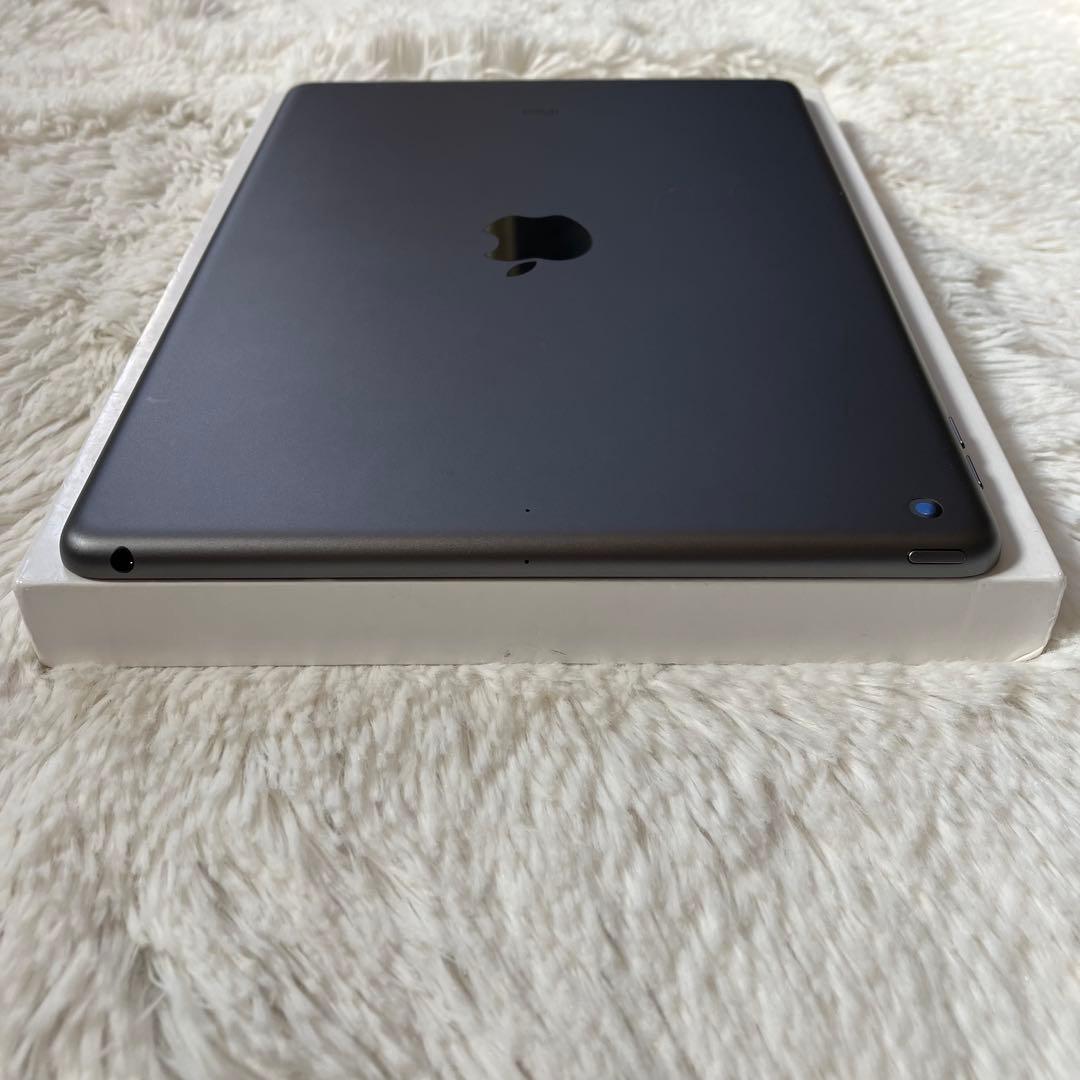 【完動品】iPad 第９世代 64GB 【すぐ発送】【付属品】