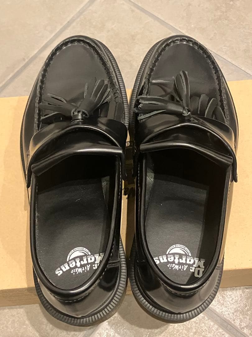 Dr. Martens タッセルローファー　Adrian