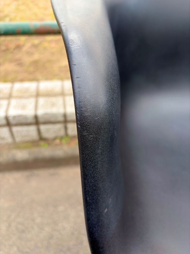 ハーマンミラー イームズ アームシェルチェア DAR ブラック 正規品