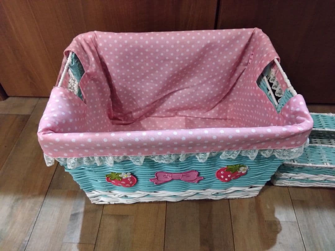 マザーガーデン　希少　かご　収納ボックス　ティッシュケース　野いちご