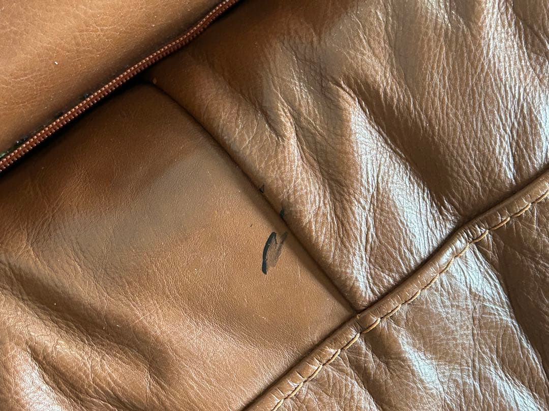 ブラウンレザー3人掛けソファ