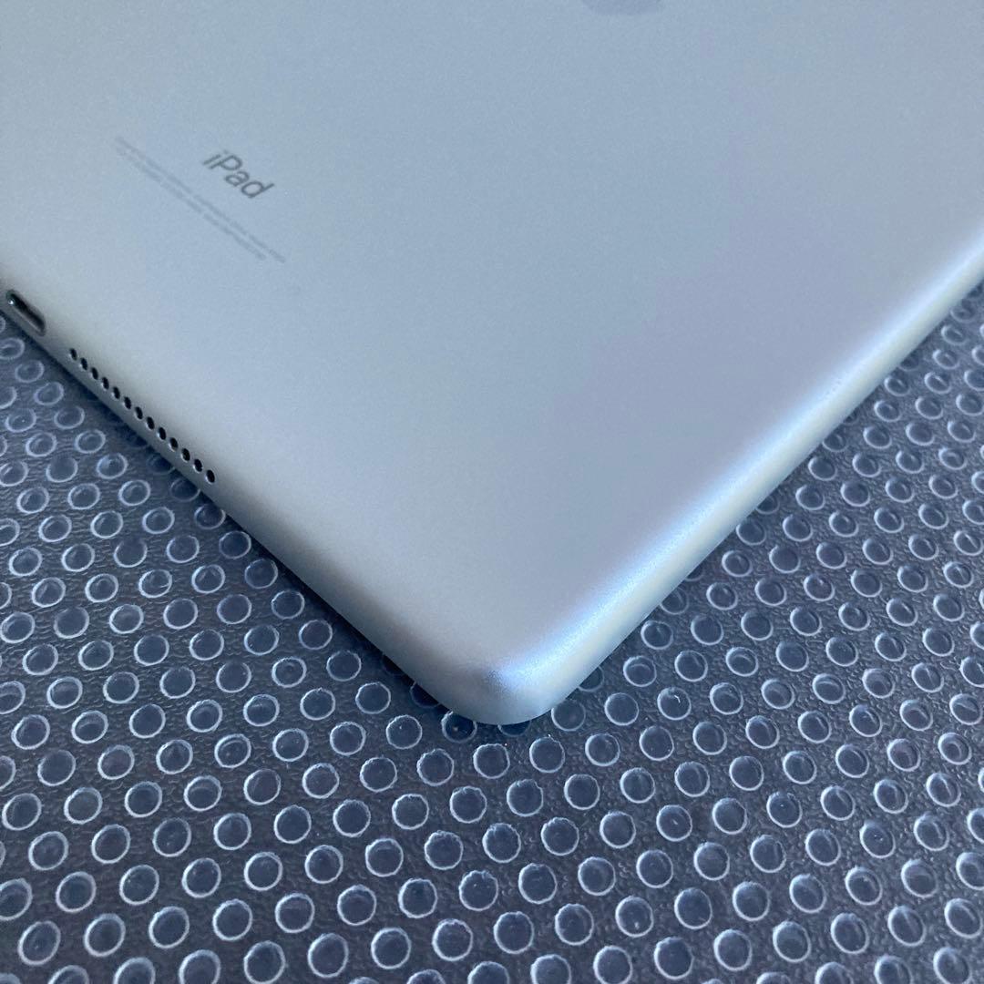 3941【早い者勝ち】iPad6 第6世代 32GB SIMフリー☆