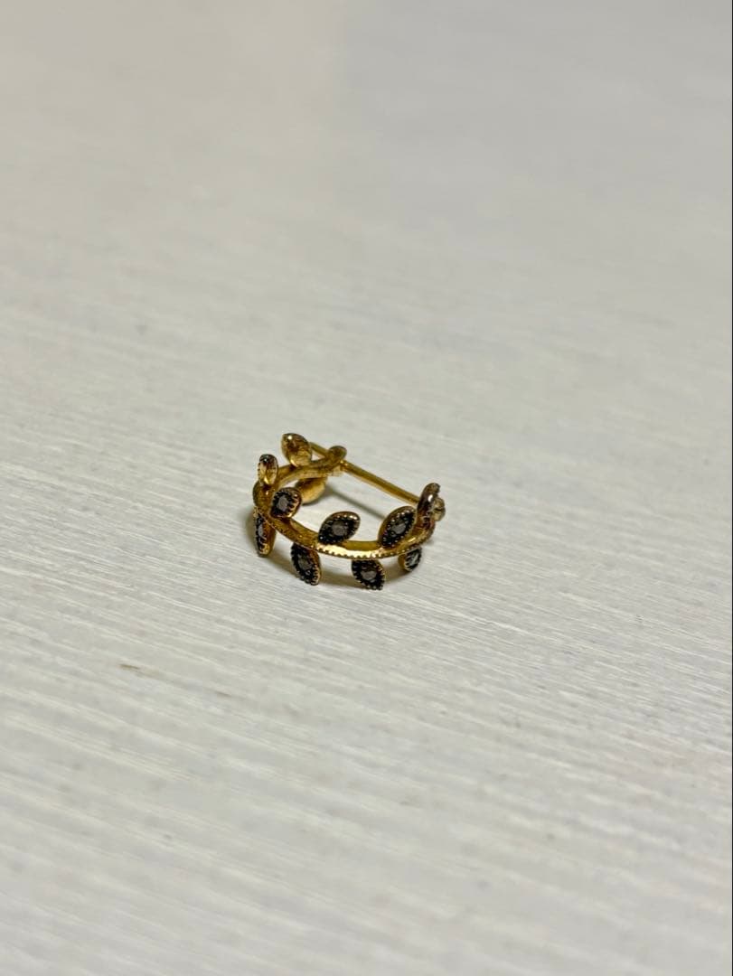 1度のみ！artida oud リーフ パヴェダイヤモンド　フープ　ピアス