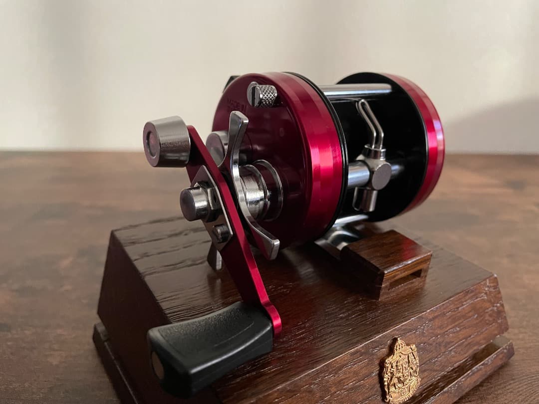 ABU Ambassadeur 2500C アブ アンバサダー レッド RED