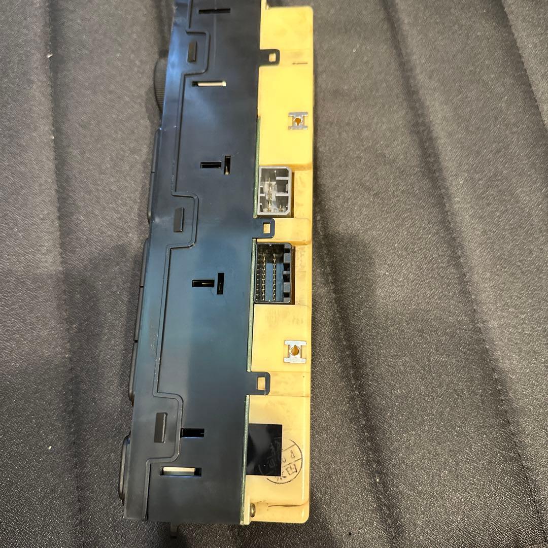 アコードワゴン CE1 CF2 CD3 CD4 CD5 CD6 エアコンパネル