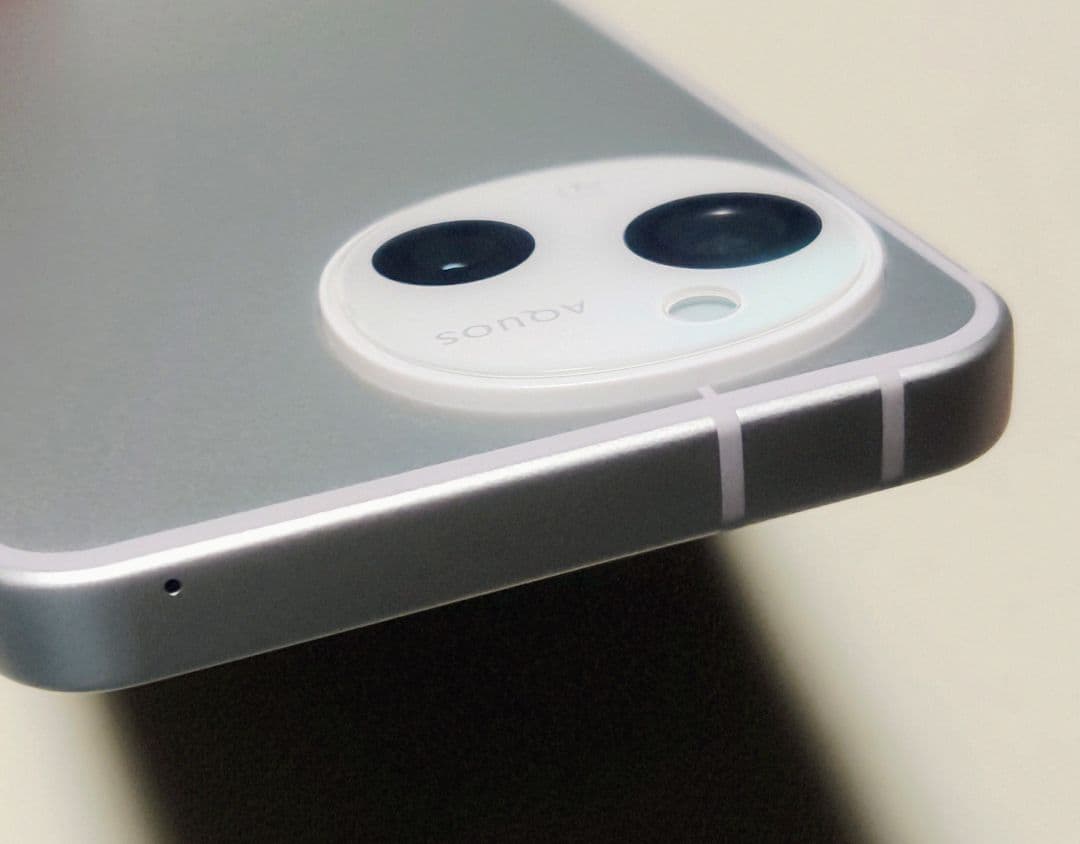 AQUOS sense9 SIMフリー 128GB スマホ 本体 ホワイト