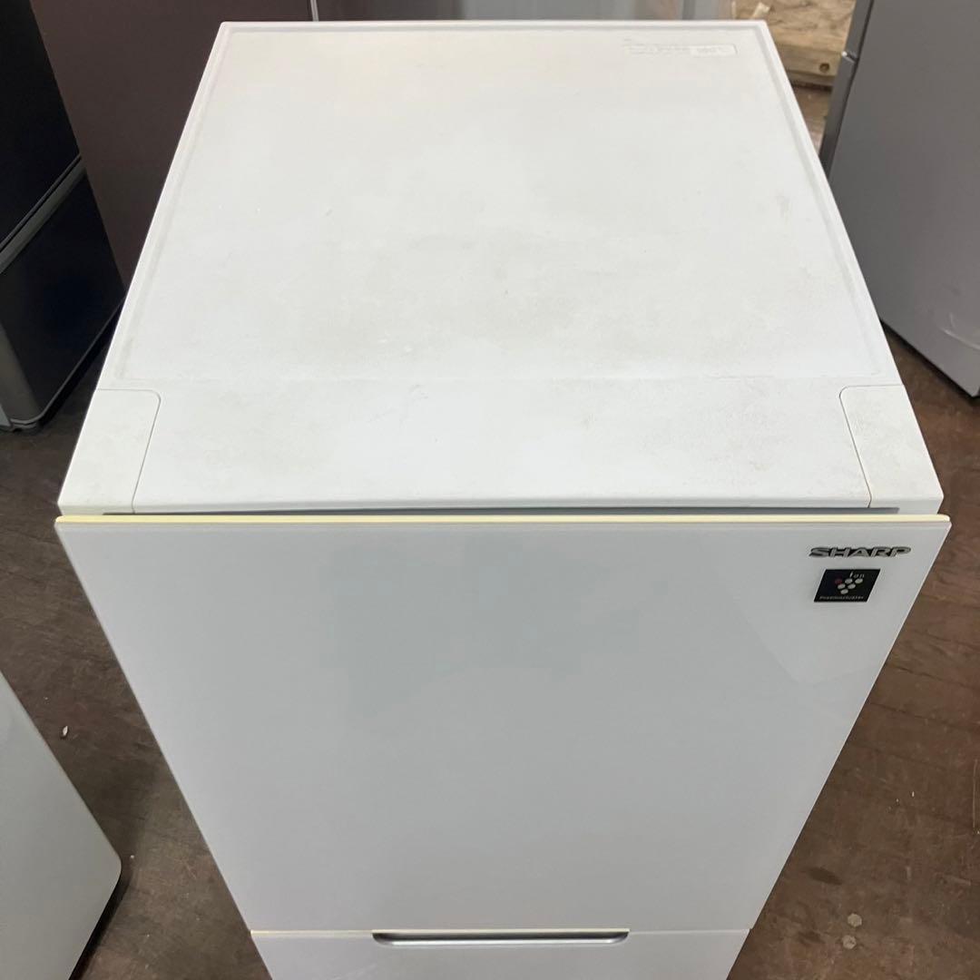 244 SHARP 最新モデル2021年製ガラスパネル　2ドア冷蔵庫　152L