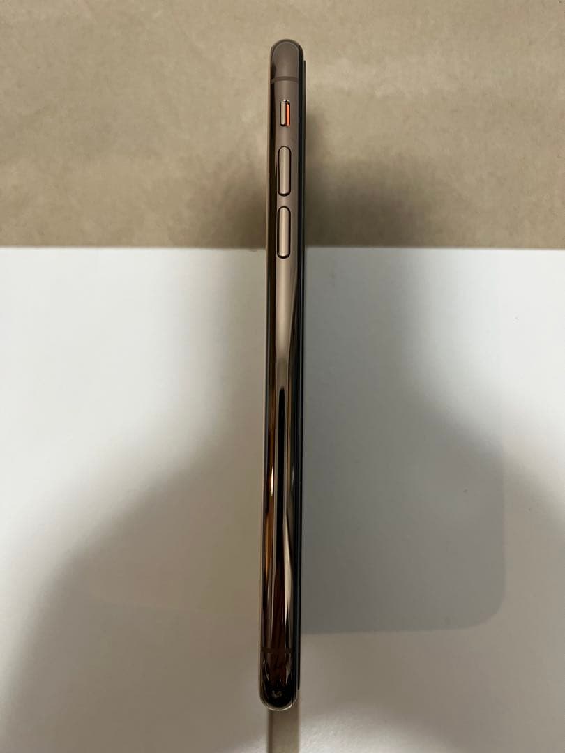 iPhone XS 256GB ゴールド