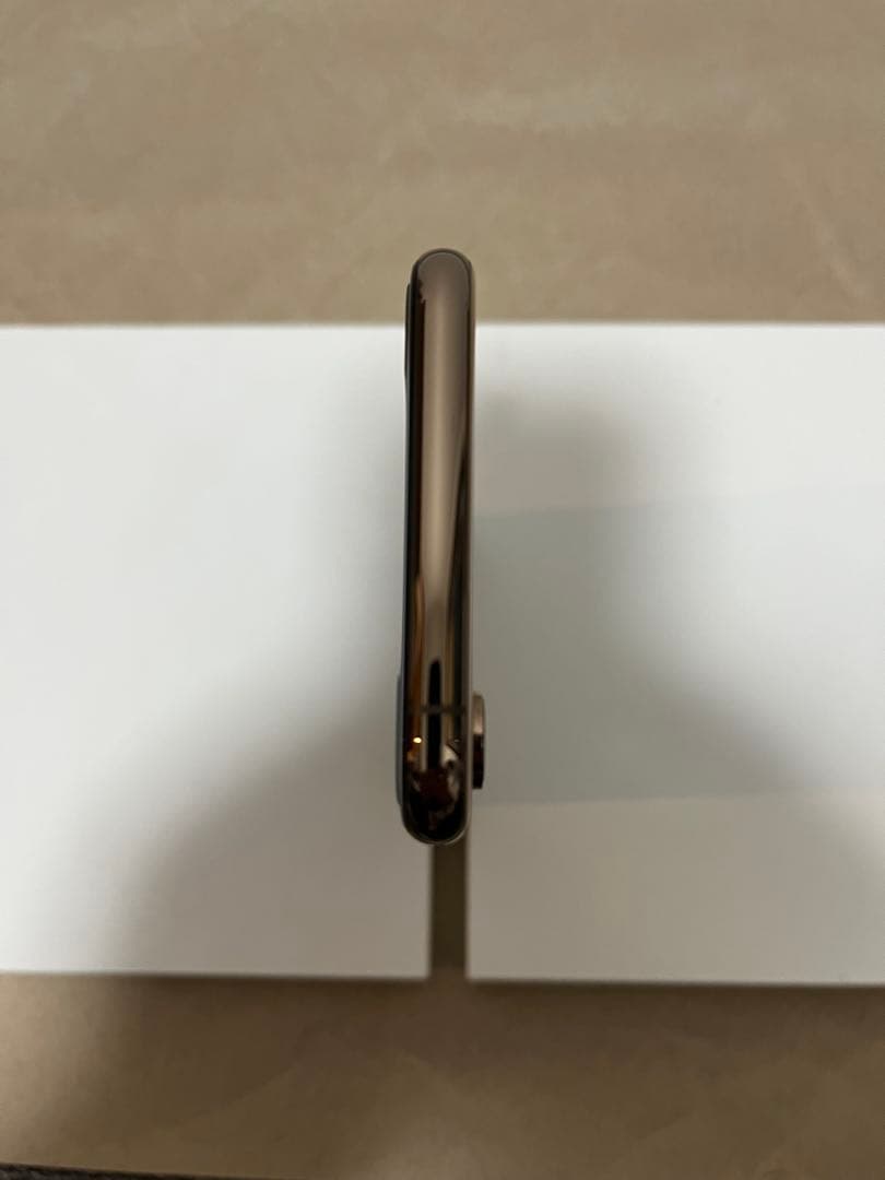 iPhone XS 256GB ゴールド