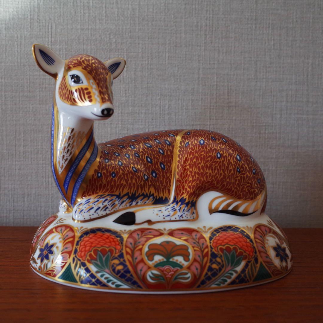 ロイヤルクラウンダービー／限定品フィギュリン／バンビ／鹿の置物／英国アンティーク