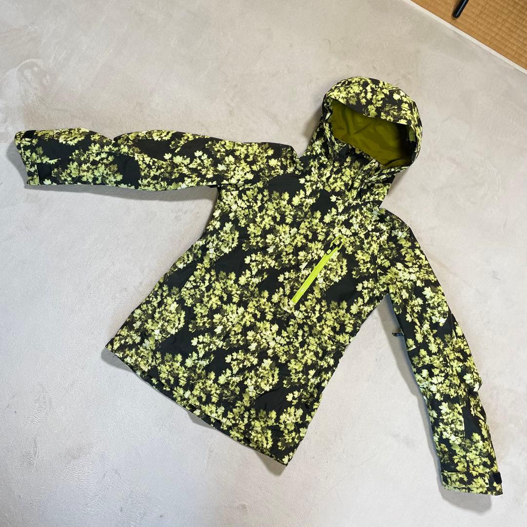 【超美品】バートン ak ゴアテックス ジャケット スノボウェア 花柄　S