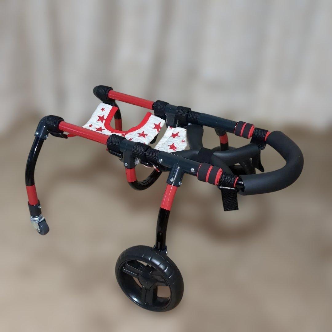 ワンちゃん4輪　リハビリ　食事補助　犬用車椅子　介護　犬の歩行器