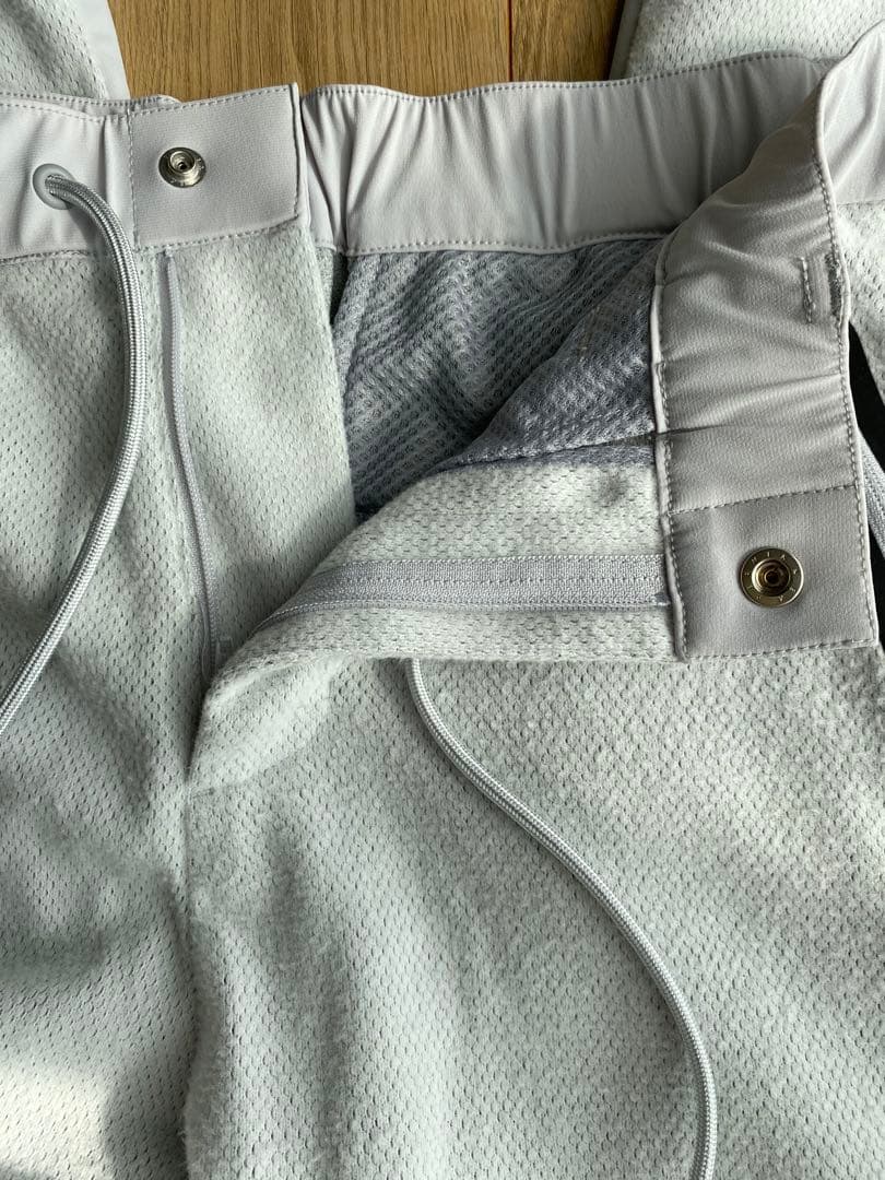 美品　パーリーゲイツ 冬用　上下 セット