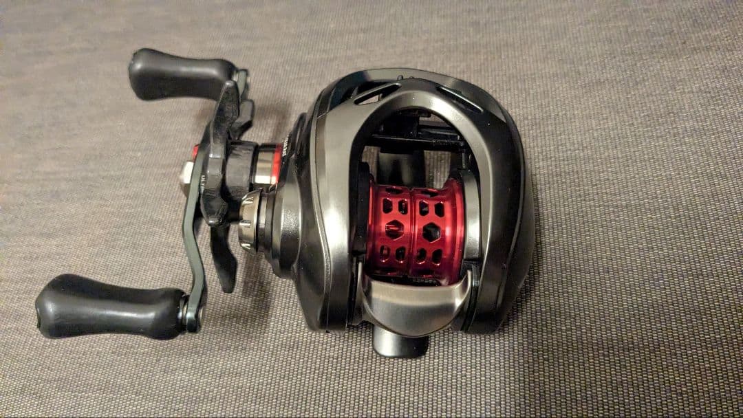 ベイトキャスティングリール　ダイワスティーズ　AIR　TW　500XXHL