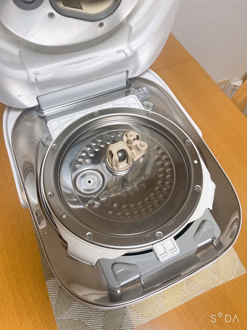 東芝 真空 IHジャー 炊飯器 RC-10Vxj 5.5合炊き 2016年製