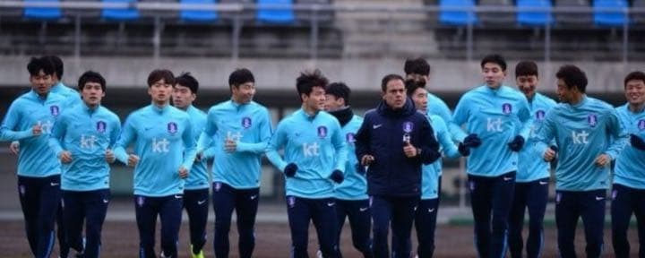 NIKE ナイキ　新品　サッカー　韓国代表　トレーニングウェア　ハーフジップ