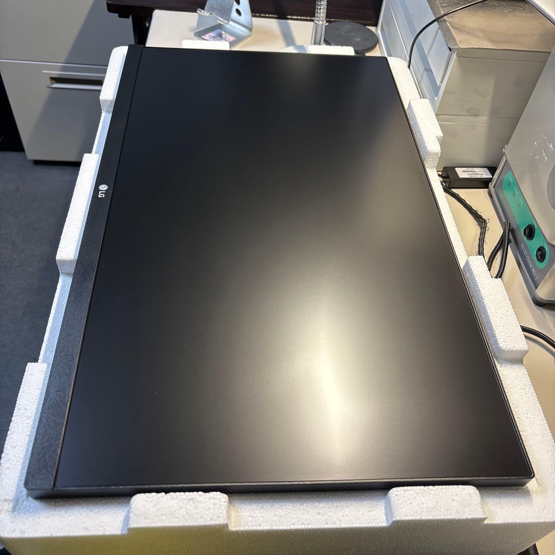 LG WQHDモニター　LG 24QP500-B 23.8インチ