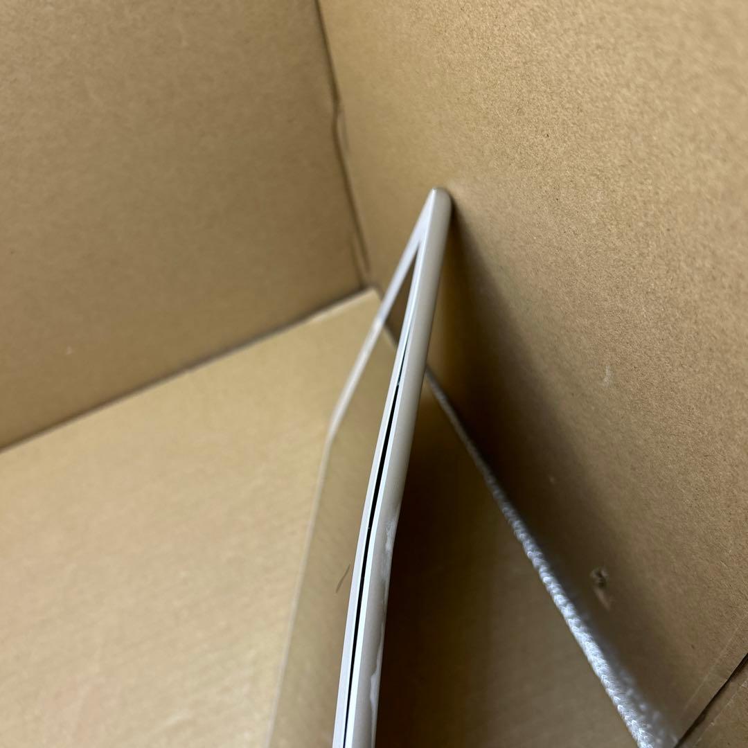 訳あり　iPad (第６世代) Wi-Fi + セルラー 128GB