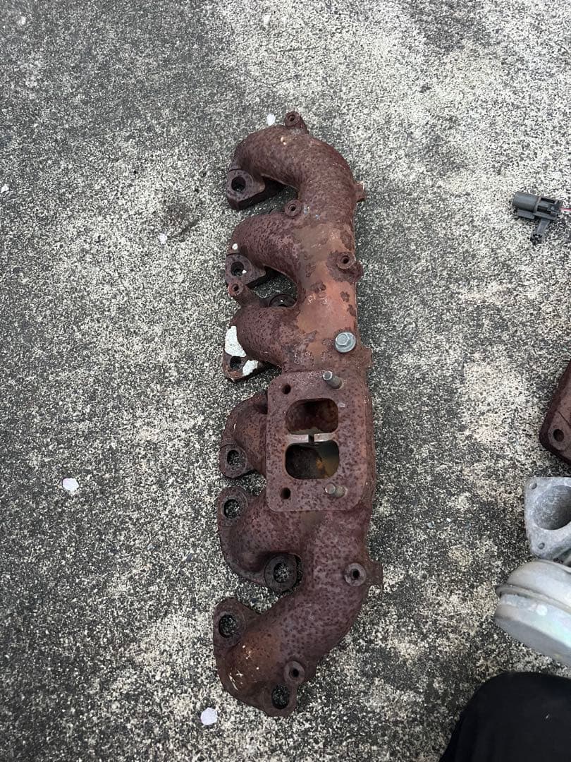 RB20DET純正タービン　スカイライン