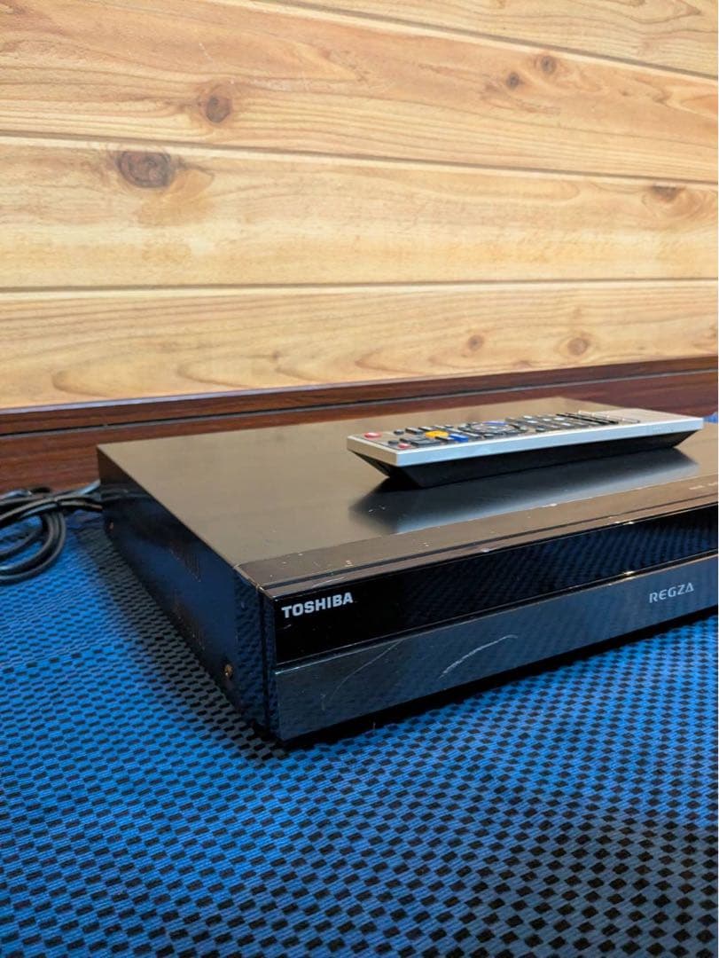 TOSHIBA 東芝 REGZA ブルーレイレコーダー 2TB リモコン付き