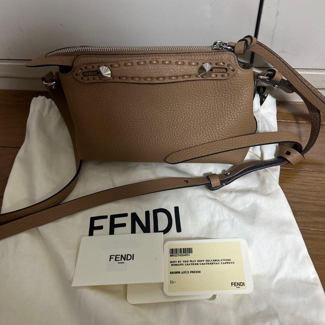 美品！FENDIバイザウェイ　セレリアミニバッグ