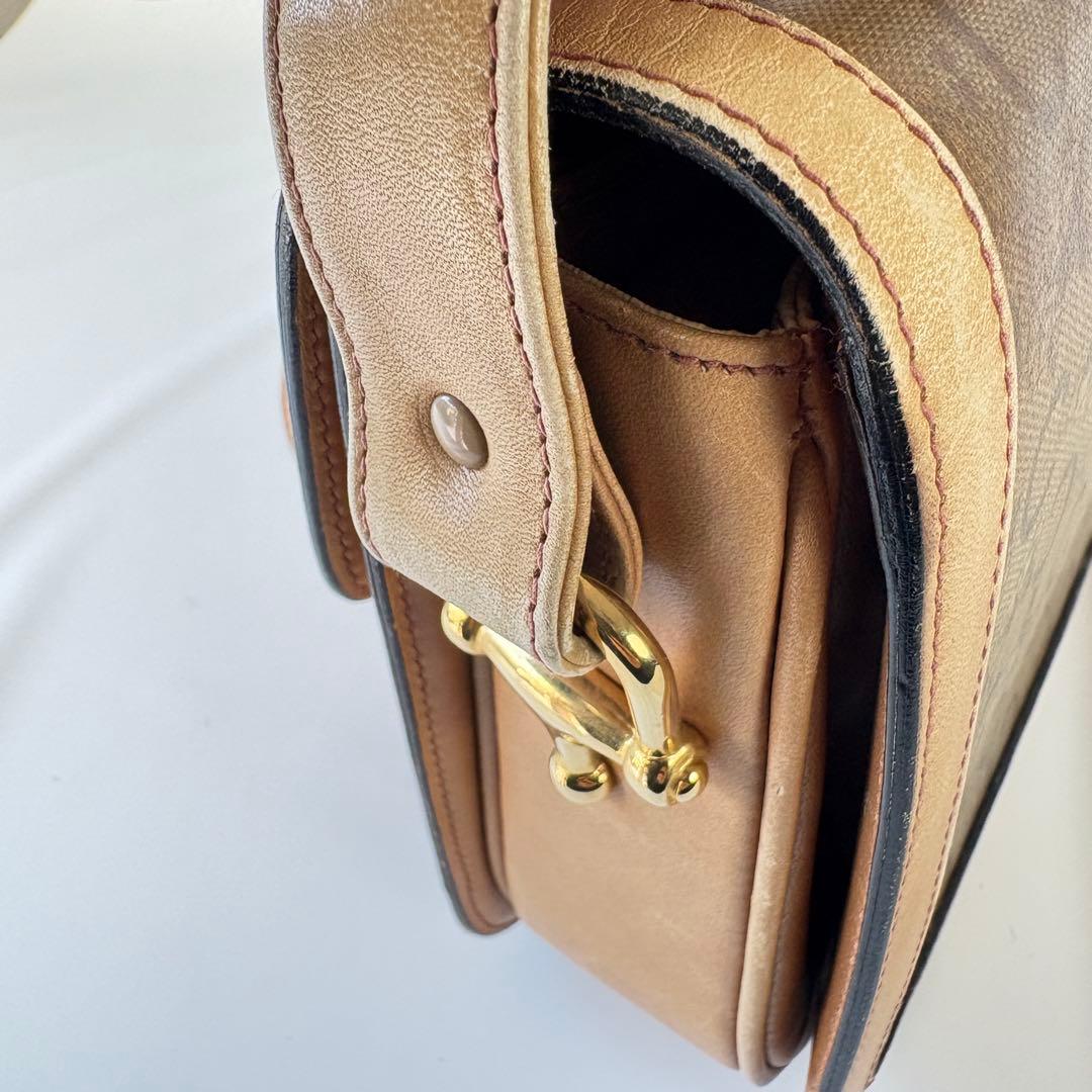 セリーヌ　Cマカダム ショルダーバッグ 馬車金具 ゴールド金具 ブラウン