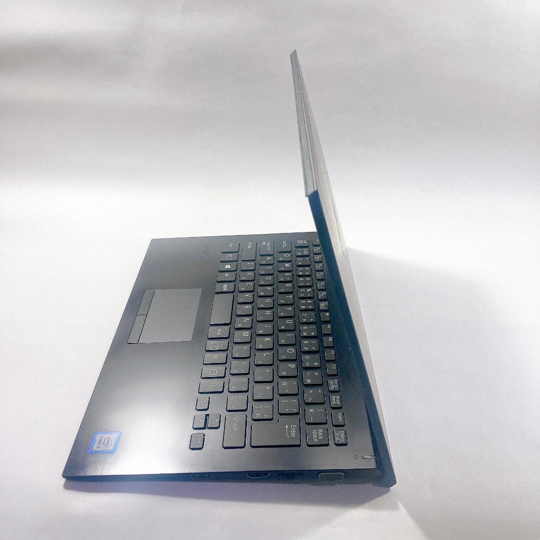 w81✨8世代 快適/薄型軽量/Core i5/爆速SSD✨すぐ使えるノートPC