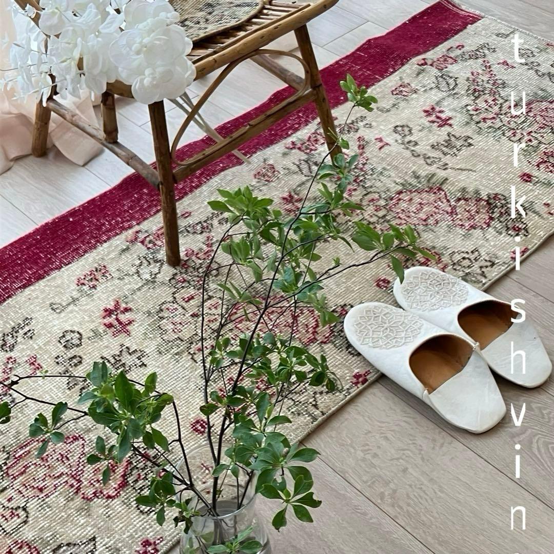 レッド✳︎60×151✳︎ フラワー　ローズ　ランナー　トルコヴィンテージラグ