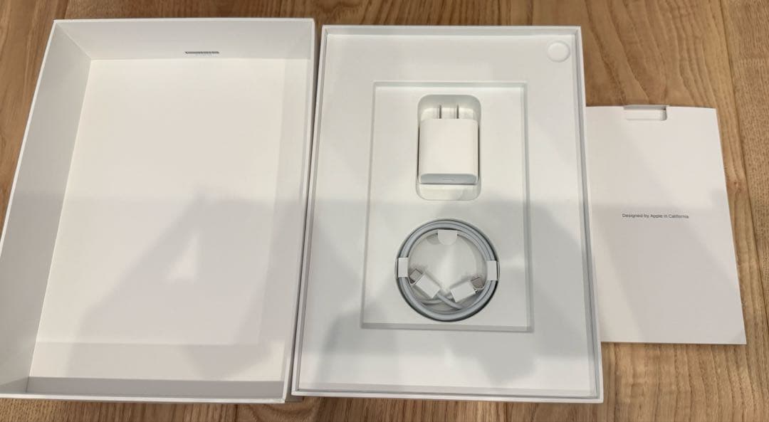 IPad Air 第5世代 256G WiFi smart keyboard付き