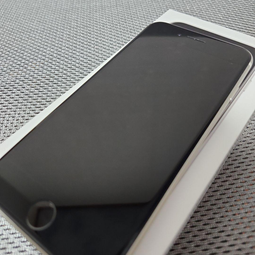 Apple iPhone SE (第2世代) 64GB ホワイト