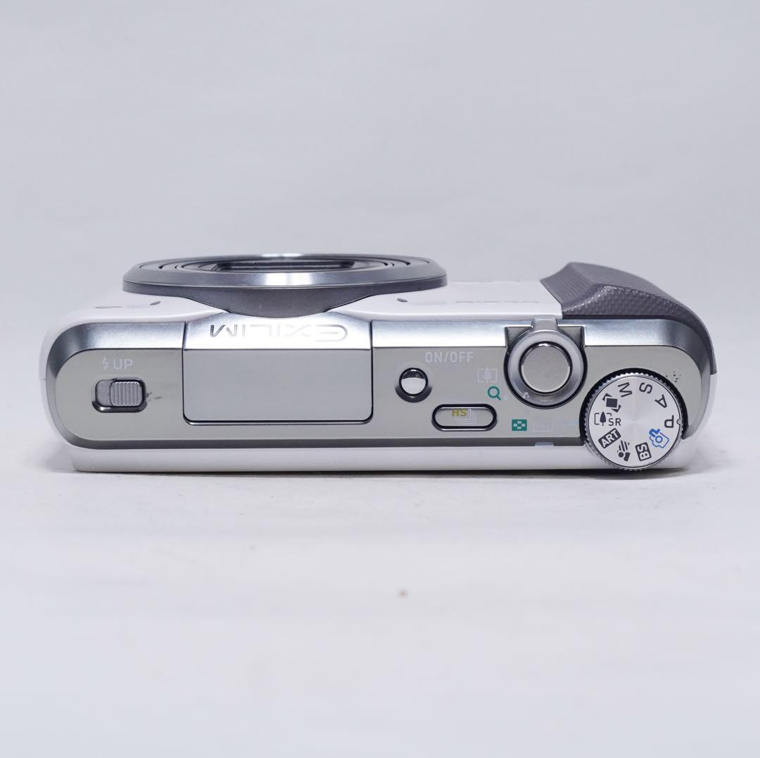 極美品 動作確認済 CASIO EXILIM EX-ZR700 ホワイト