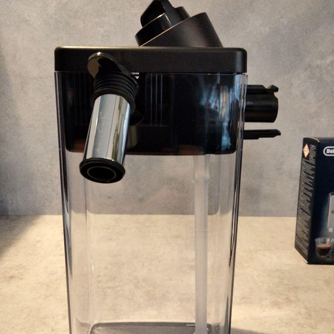 デロンギ エレッタカプチーノイーヴォ ECAM46860