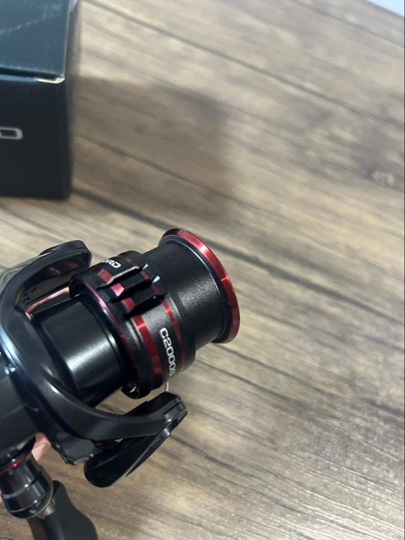 シマノ　20 ヴァンフォードC2000S スピニングリール