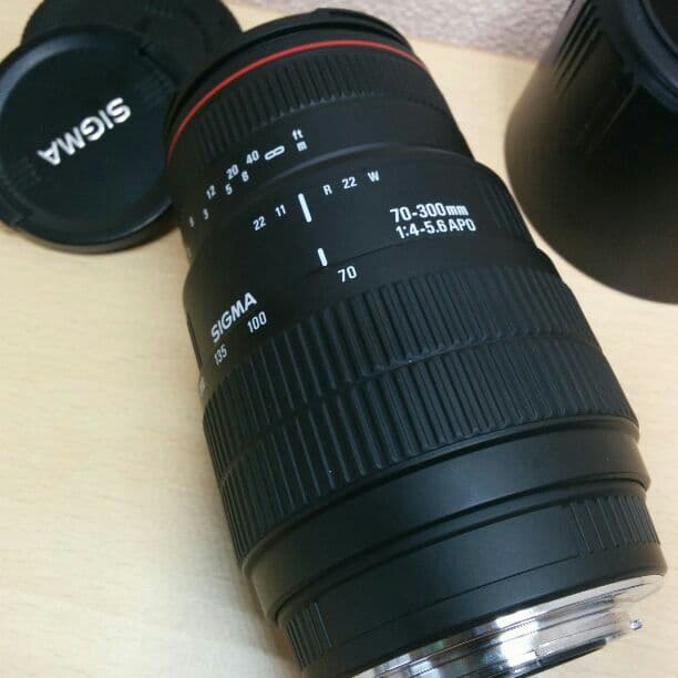 ■美品 ソニーα用 SIGMA 70-300mm F4-5.6 APO