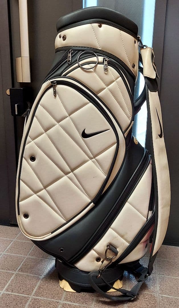 NIKE　ゴルフキャディバッグ&シューズケース　セット