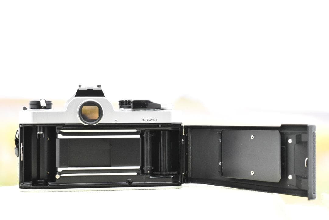 【整備済 完動品】 Nikon FM + NIKKOR 50mm F1.8