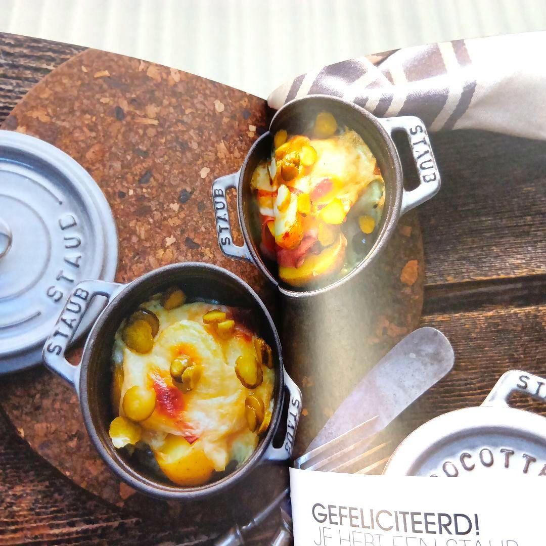 【新品(未使用)】STAUB　ストウブ　ピコ・ココット　ラウンド 18cm（赤）